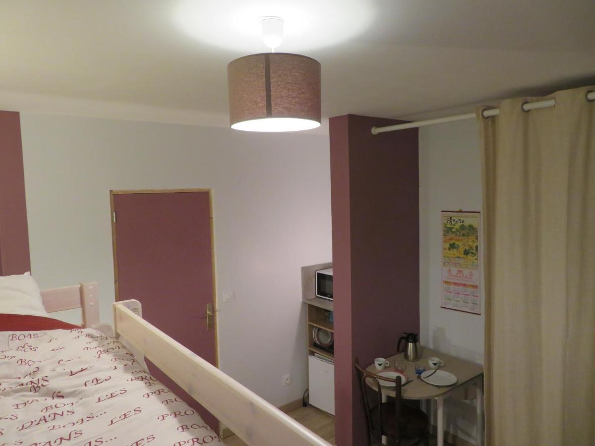 Les Chambres Studios De Pleslin-Foucher Exterior foto